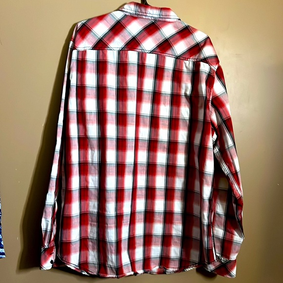 Y2K long sleeve button down shirt. B8 - Picture 4 of 5